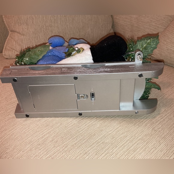 VINTAGE AVON “A MAGICAL WINTER SLEIGH RIDE” - Picture 7 of 16